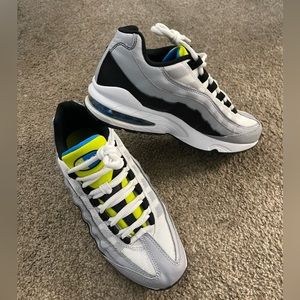 Nike Air Max Size 6.5Y